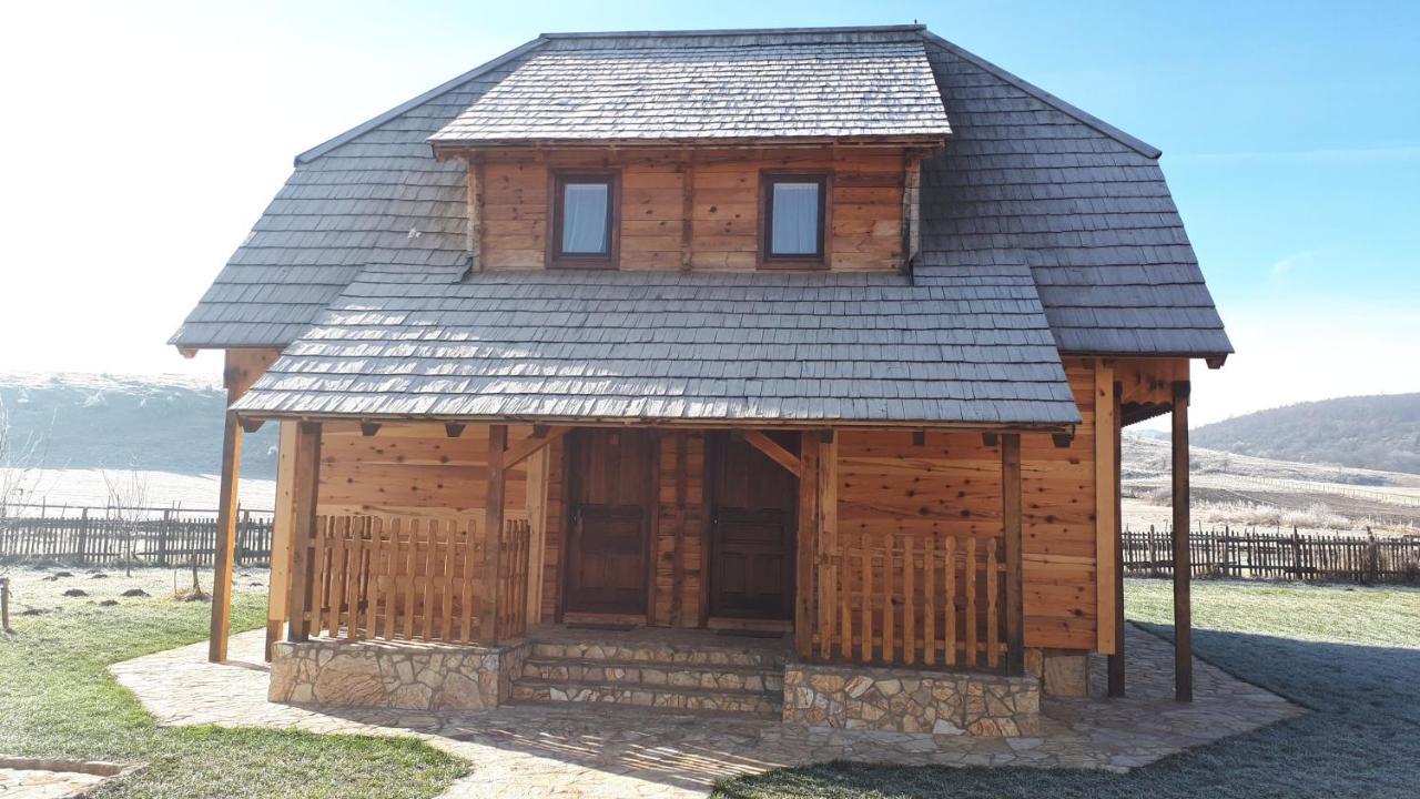 Bed and Breakfast Konoba Ognjiste Sokolac  Exterior foto