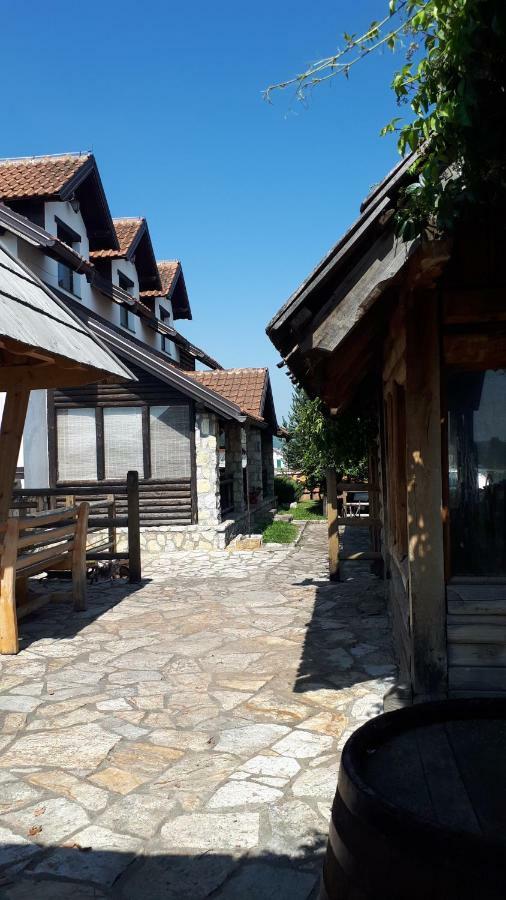 Bed and Breakfast Konoba Ognjiste Sokolac  Exterior foto